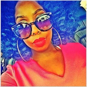 Meet your Posher, Nichelle